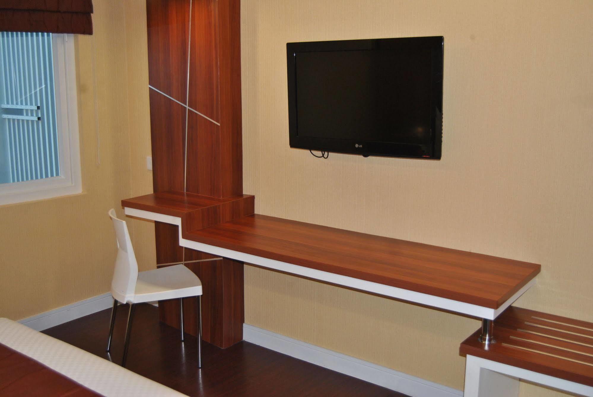 Citihub Hotel Γιογκιακάρτα Εξωτερικό φωτογραφία