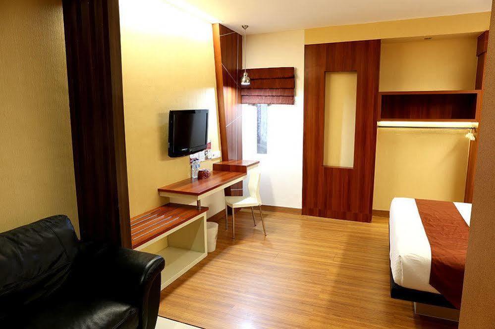 Citihub Hotel Γιογκιακάρτα Εξωτερικό φωτογραφία